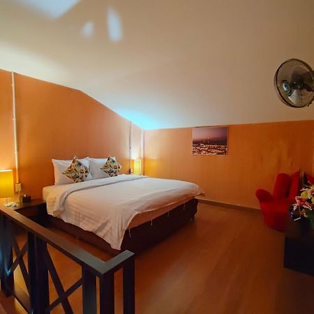Retro Box Hotel Chumphon Ngoại thất bức ảnh