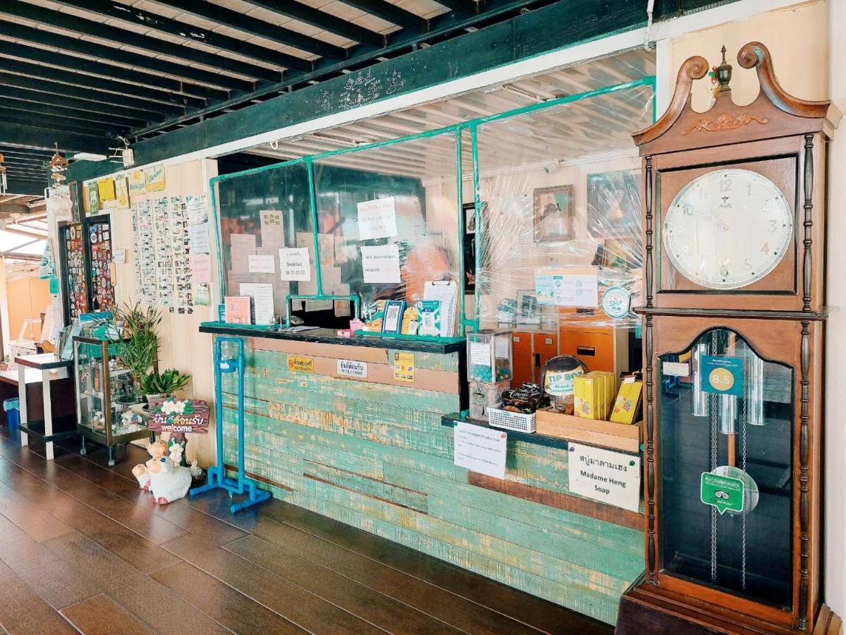 Retro Box Hotel Chumphon Ngoại thất bức ảnh
