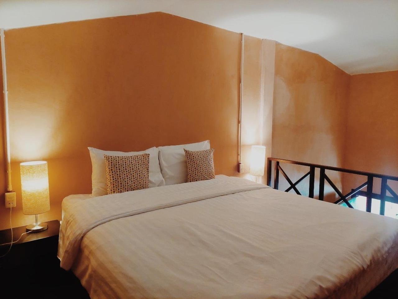 Retro Box Hotel Chumphon Ngoại thất bức ảnh