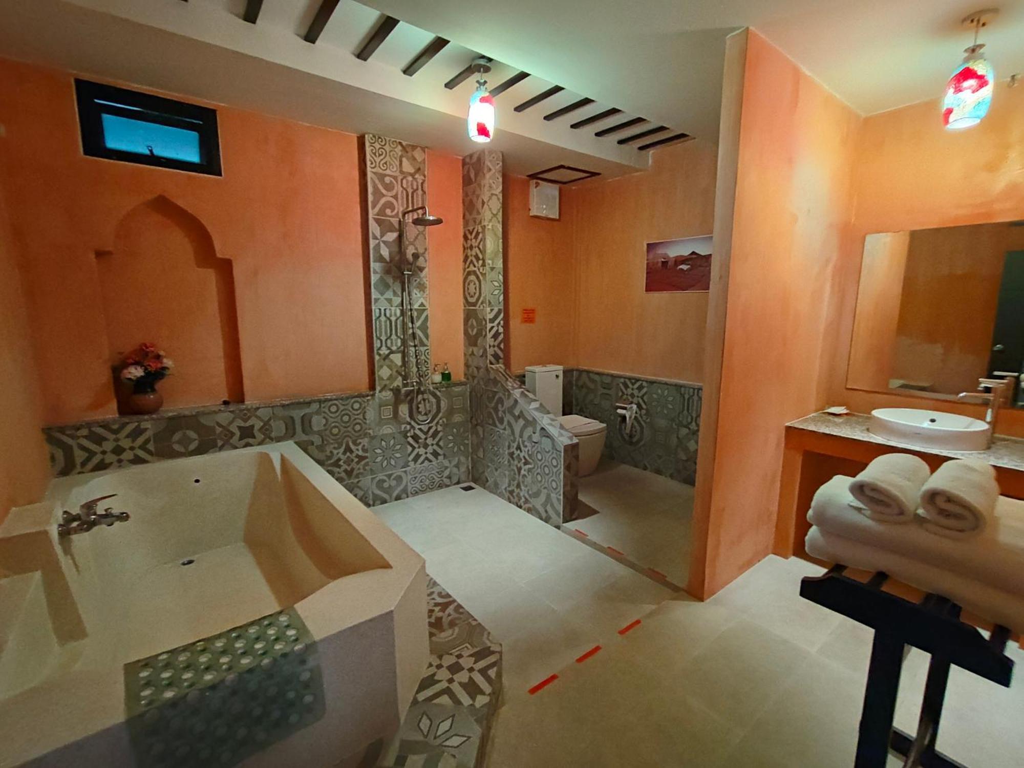 Retro Box Hotel Chumphon Ngoại thất bức ảnh
