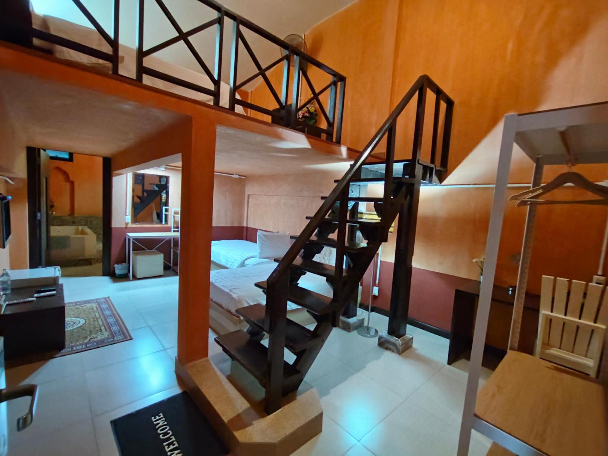 Retro Box Hotel Chumphon Ngoại thất bức ảnh