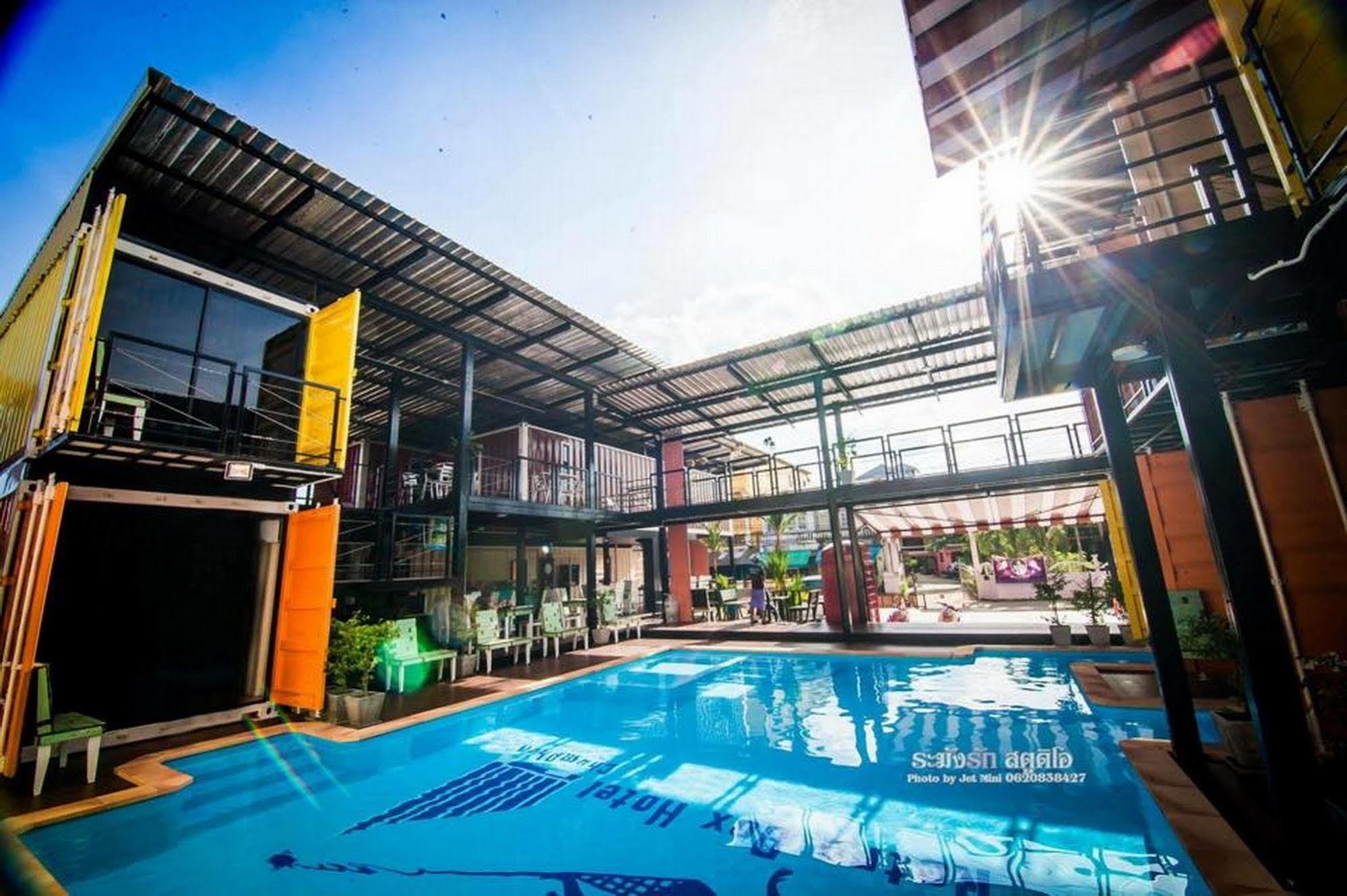 Retro Box Hotel Chumphon Ngoại thất bức ảnh