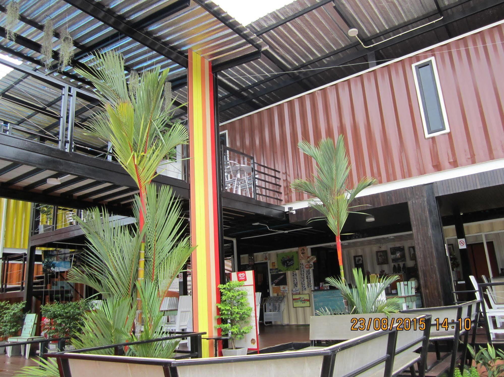 Retro Box Hotel Chumphon Ngoại thất bức ảnh